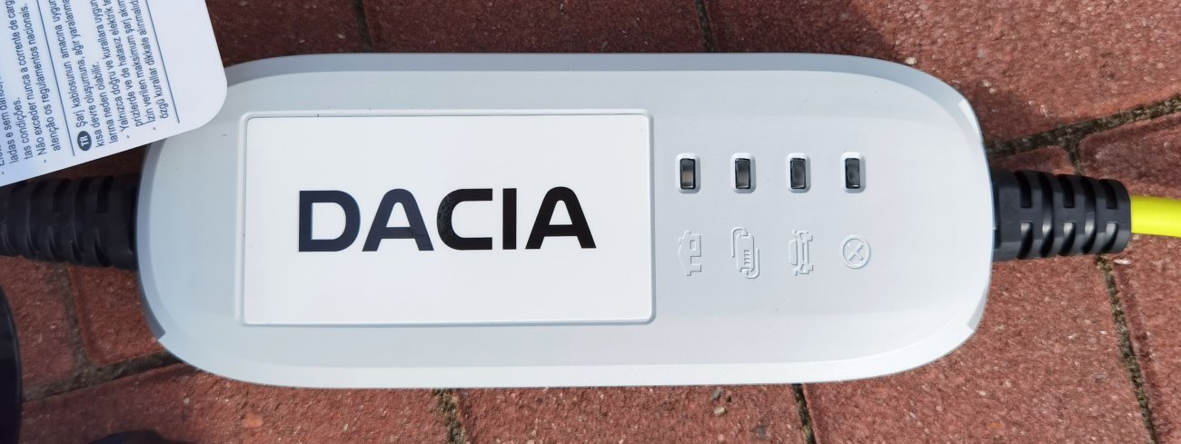 Dacia-Ladekabel-3.jpg