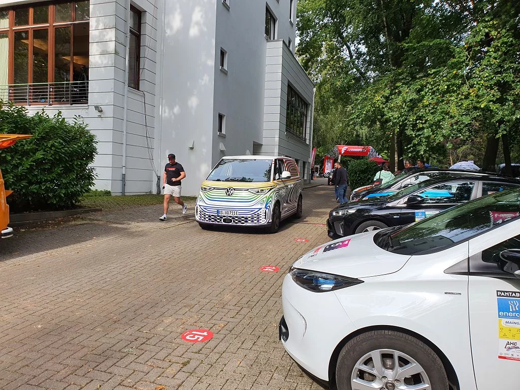 k-20220923_124600.webp
