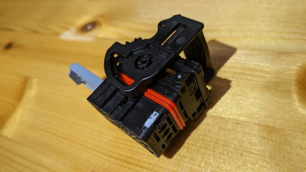 Molex.webp