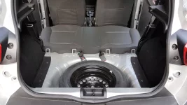 Kofferraum Dacia Spring (1).webp