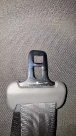 Gurtschloss vorn.webp