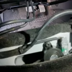 angenehmer Piepser unter Fahrersitz.webp