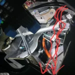 Ansicht auf mögliches loses Kabel bitte prüfen.webp