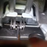 Dacia Spring mechanisch verstärkte Zugklappen ;-).webp